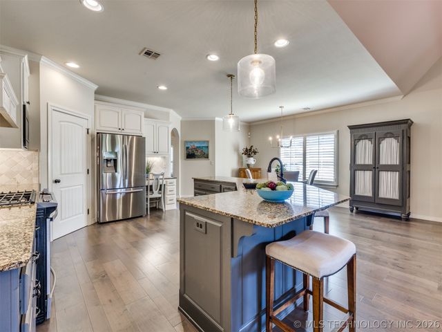 14390 S Vandalia Avenue, Bixby, OK 74008