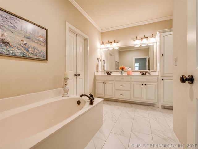 14390 S Vandalia Avenue, Bixby, OK 74008