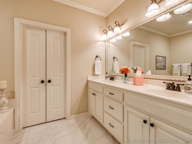 14390 S Vandalia Avenue, Bixby, OK 74008