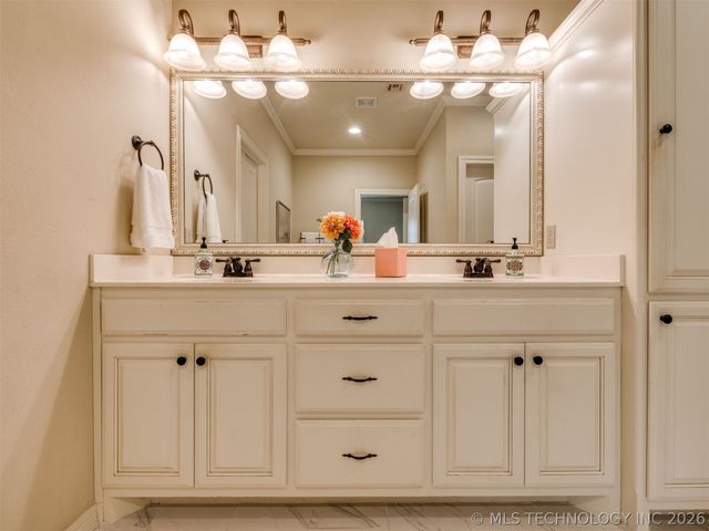 14390 S Vandalia Avenue, Bixby, OK 74008