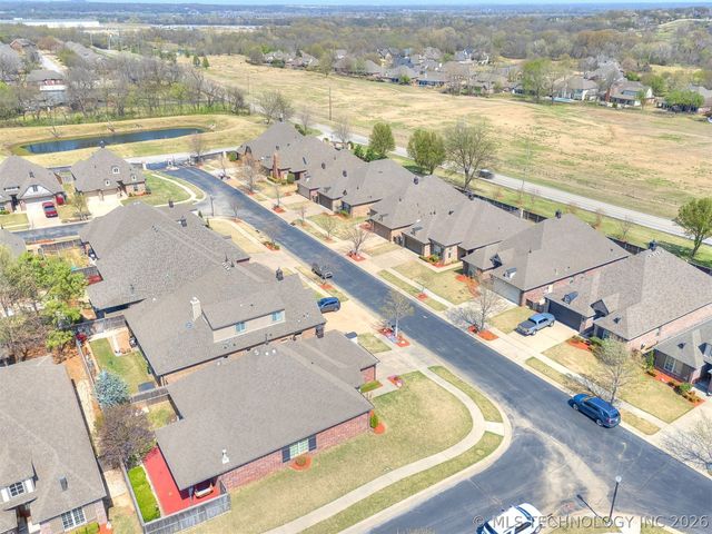 14390 S Vandalia Avenue, Bixby, OK 74008