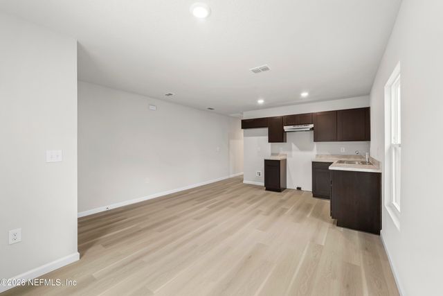 1443 18TH Street W 2, Jacksonville, FL 32209