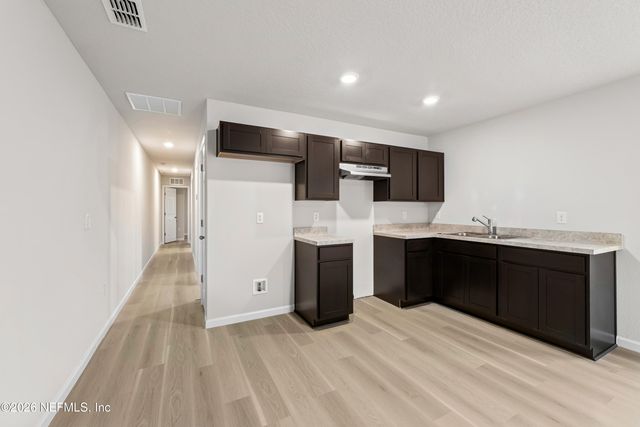 1443 18TH Street W 2, Jacksonville, FL 32209