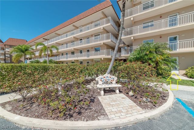 1202 Edington PL B103, Marco Island, FL 34145