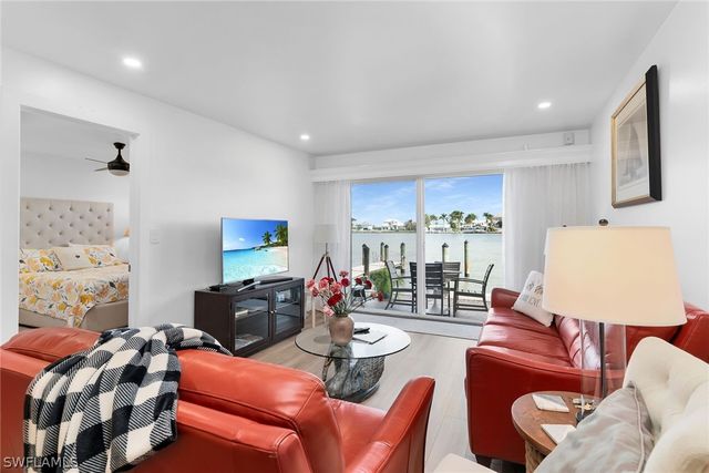 1202 Edington PL B103, Marco Island, FL 34145