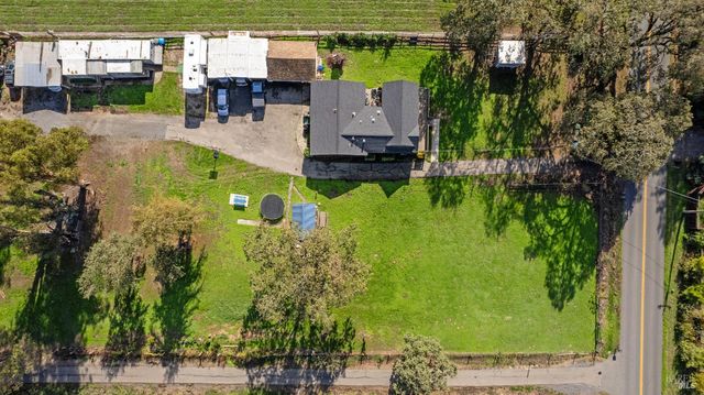 380 Irwin Ln, Santa Rosa, CA 95401