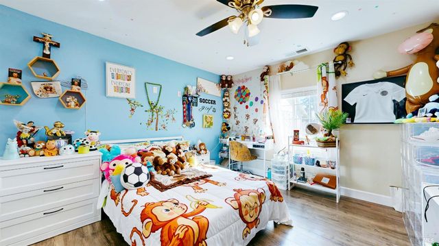 380 Irwin Ln, Santa Rosa, CA 95401