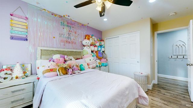 380 Irwin Ln, Santa Rosa, CA 95401