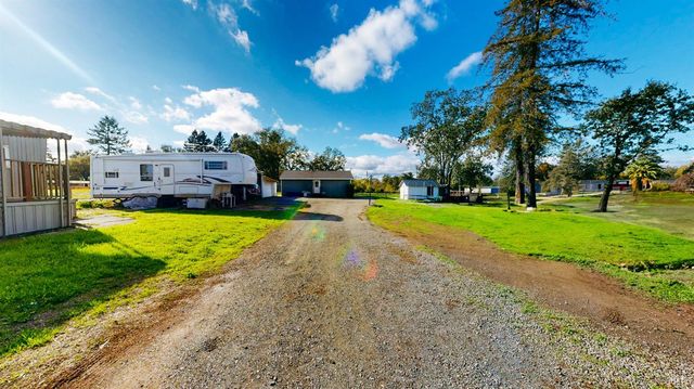 380 Irwin Ln, Santa Rosa, CA 95401