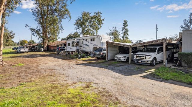 380 Irwin Ln, Santa Rosa, CA 95401