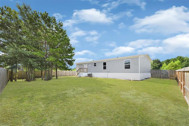5055 Road 3540, Cleveland, TX 77327