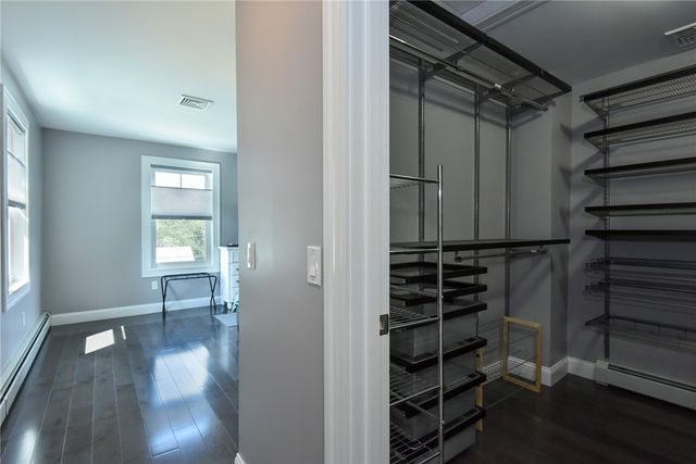 46 Bayberry Road, Narragansett, RI 02882