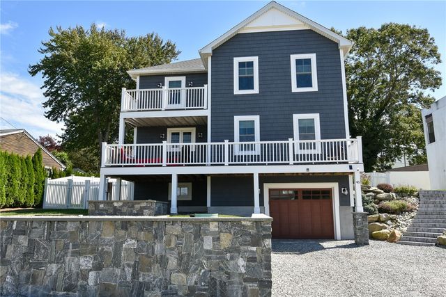 46 Bayberry Road, Narragansett, RI 02882
