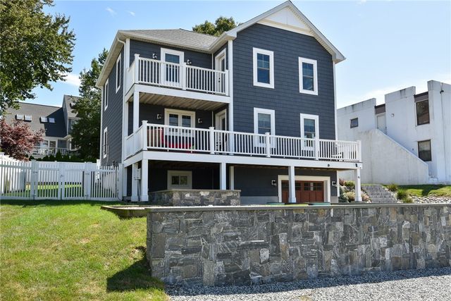 46 Bayberry Road, Narragansett, RI 02882