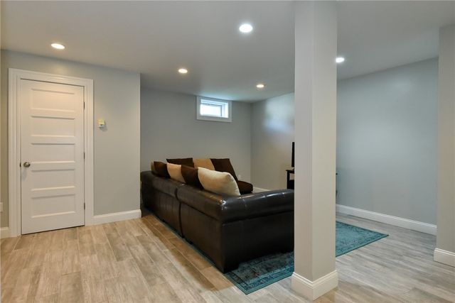 46 Bayberry Road, Narragansett, RI 02882