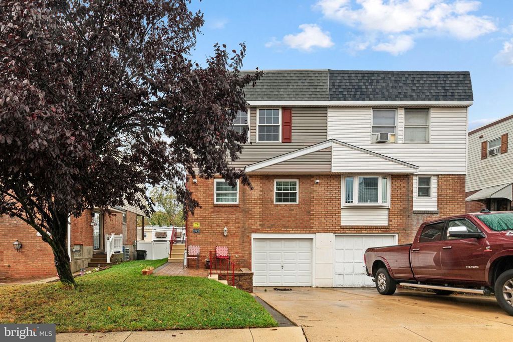 10908 TEMPLETON DR, Philadelphia, PA 19154