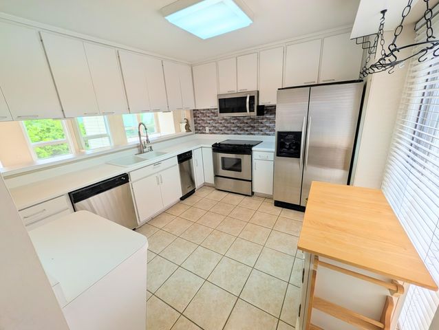 4958 Hunting Hills CIR, Roanoke, VA 24018