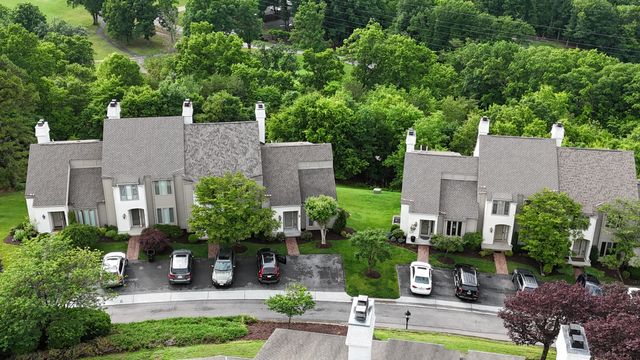 4958 Hunting Hills CIR, Roanoke, VA 24018