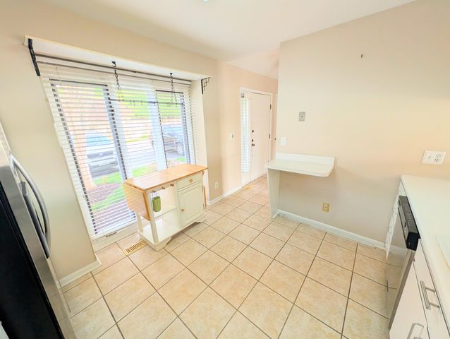 4958 Hunting Hills CIR, Roanoke, VA 24018