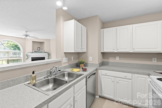 221 Timberline Ridge Court, Winston Salem, NC 27106
