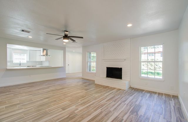 591 River Plantation Drive, Conroe, TX 77302