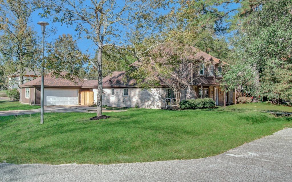 591 River Plantation Drive, Conroe, TX 77302