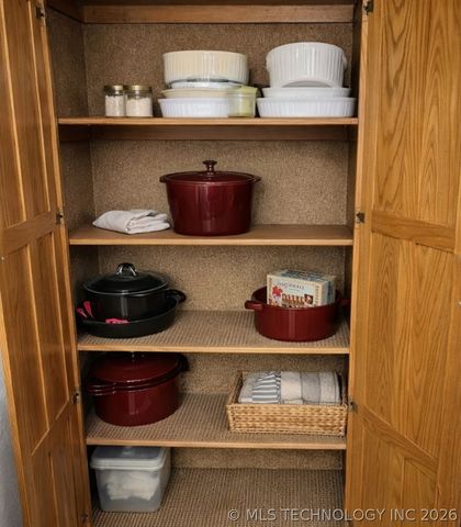 328 Hickory Drive, Tahlequah, OK 74464