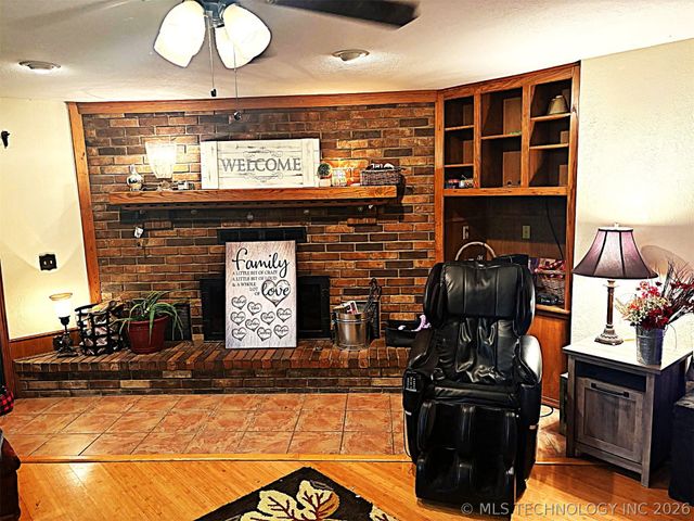 328 Hickory Drive, Tahlequah, OK 74464