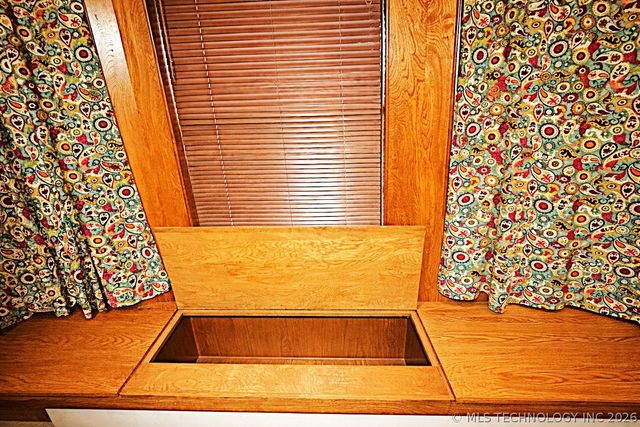 328 Hickory Drive, Tahlequah, OK 74464