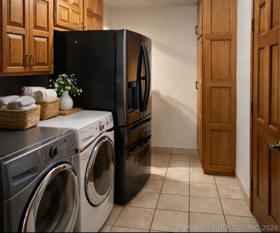 328 Hickory Drive, Tahlequah, OK 74464