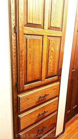 328 Hickory Drive, Tahlequah, OK 74464