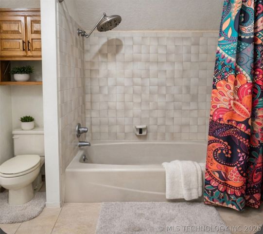 328 Hickory Drive, Tahlequah, OK 74464