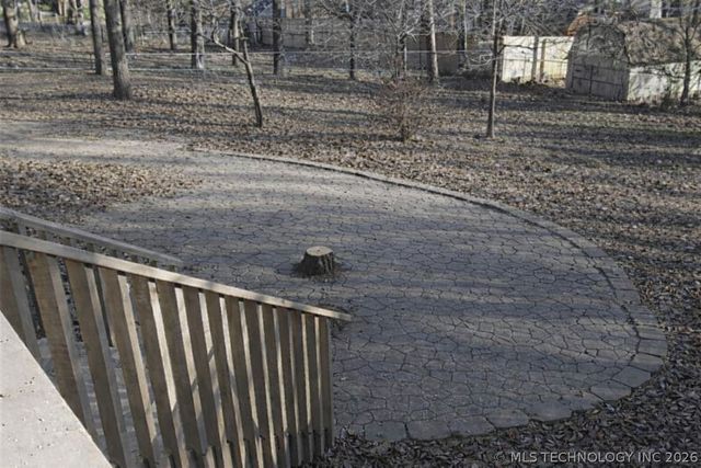 328 Hickory Drive, Tahlequah, OK 74464