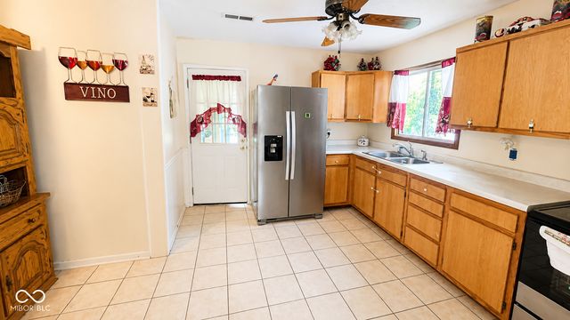 2520 Fredonia Road, Indianapolis, IN 46222