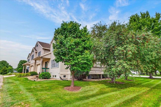 3222 Stonecreek Drive, Madison, WI 53719