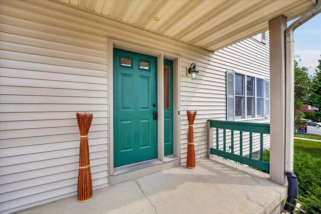 3222 Stonecreek Drive, Madison, WI 53719