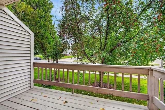 3222 Stonecreek Drive, Madison, WI 53719