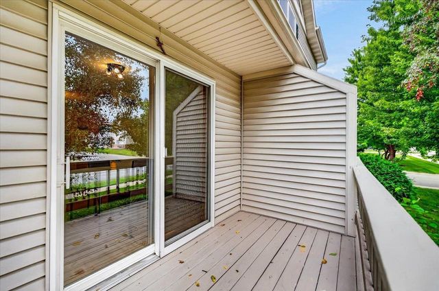 3222 Stonecreek Drive, Madison, WI 53719