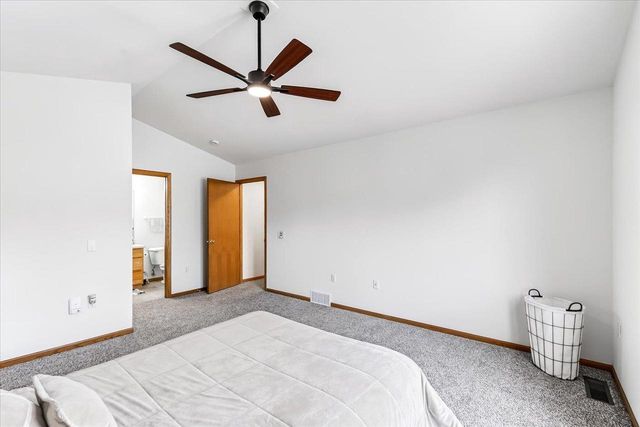 3222 Stonecreek Drive, Madison, WI 53719