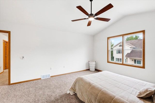 3222 Stonecreek Drive, Madison, WI 53719