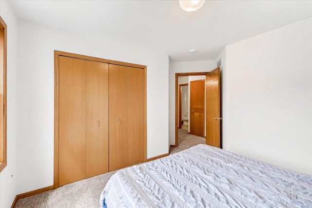 3222 Stonecreek Drive, Madison, WI 53719