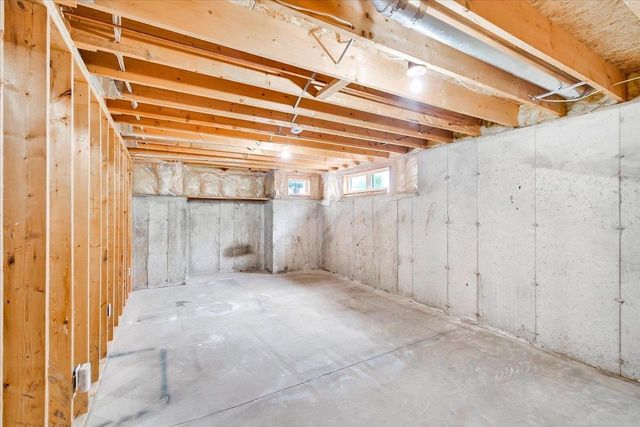 3222 Stonecreek Drive, Madison, WI 53719