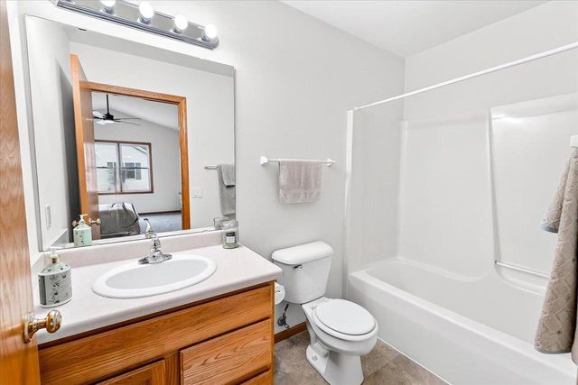 3222 Stonecreek Drive, Madison, WI 53719