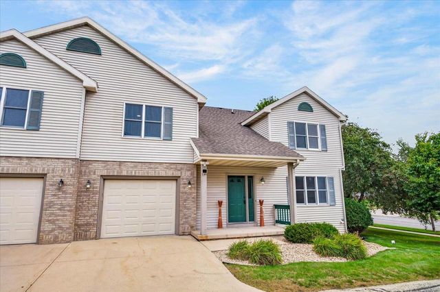 3222 Stonecreek Drive, Madison, WI 53719