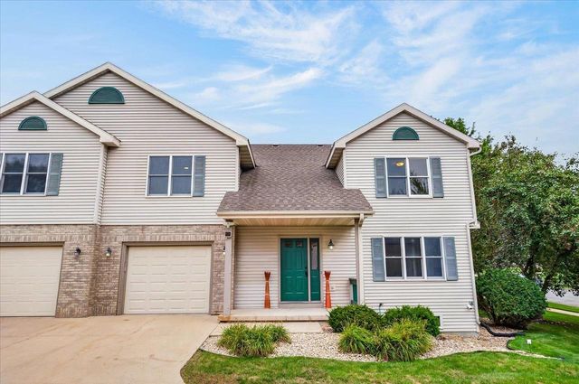 3222 Stonecreek Drive, Madison, WI 53719
