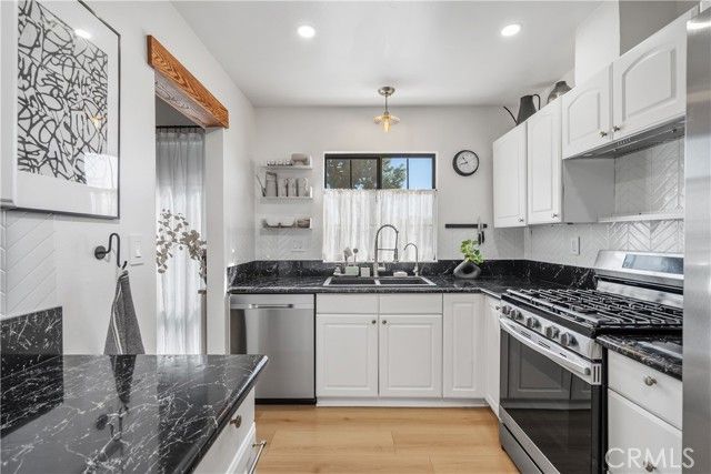 20134 Leadwell St. 218, Winnetka (los Angeles), CA 91306