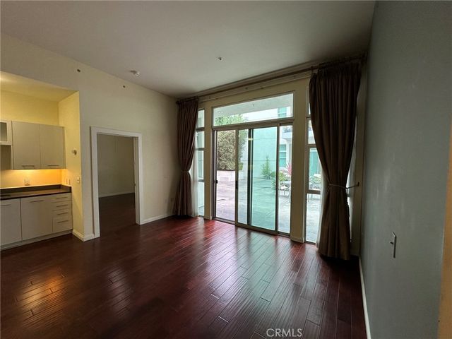 238 S Arroyo Parkway 213, Pasadena, CA 91105