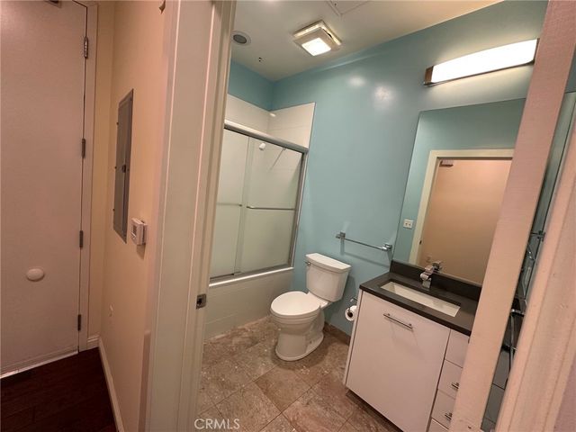 238 S Arroyo Parkway 213, Pasadena, CA 91105