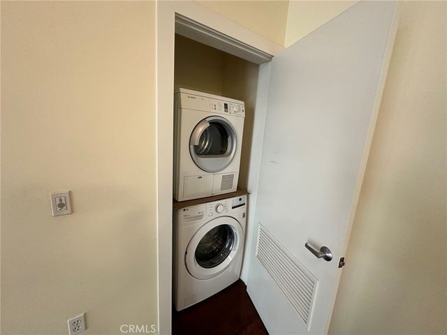 238 S Arroyo Parkway 213, Pasadena, CA 91105