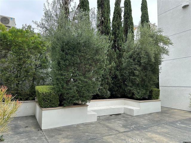 238 S Arroyo Parkway 213, Pasadena, CA 91105